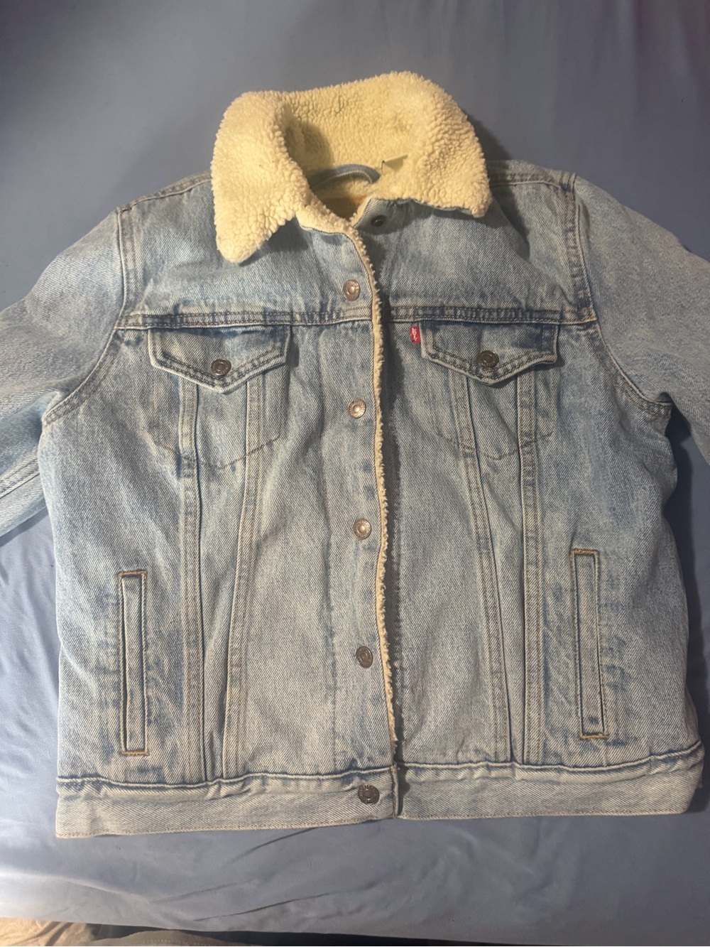 Levis premium Vintage Sherpa Lined Trucker Jean Jacket